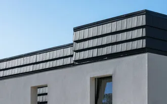 Sistema Tectum® Pro con teja Lógica® Plana en dos viviendas en Oporto