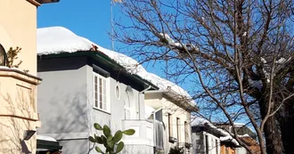 Nieve en cubierta inclinada